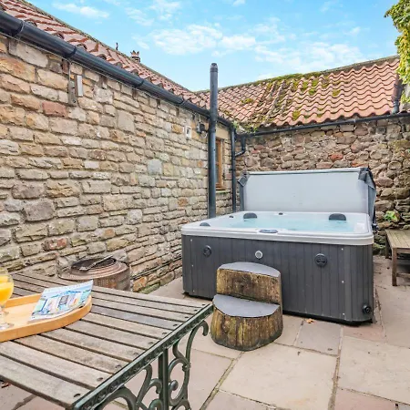 Tavern Newsham (North Yorkshire)